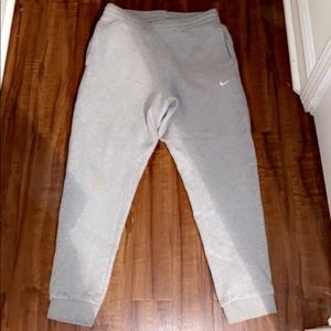 men nike joggers
